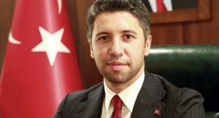 AY: KARDEŞÇE KENETLENMELİYİZ
