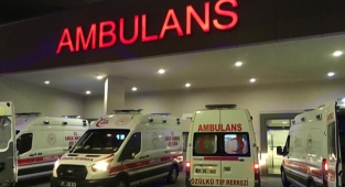 Polis memuru bıçaklandı