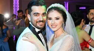 SİYASİLERİ BULUŞTURAN DÜĞÜN