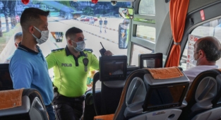 Adana'da şehirler arası yolcu otobüsleri denetlendi