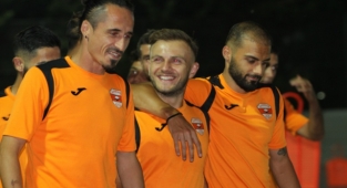 Kaplan Bursa’ya bileniyor