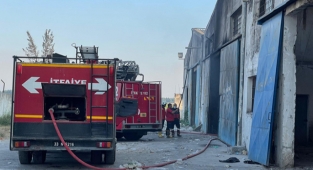 Kullanılmayan fabrikada yangın