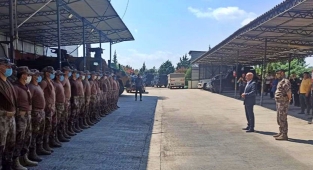 Özel harekat polisleri dualarla Suriye'ye uğurlandı