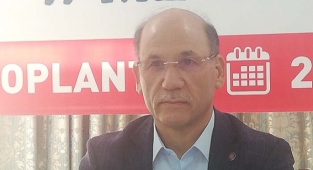 Sezer, ''Memur kazandı''