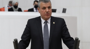 Üniversite öğrencilerine çare bulun, destek olun