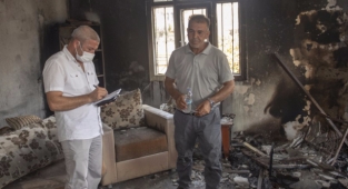 Yaralar sarılıyor