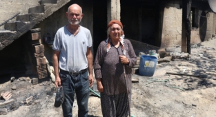 Yaşlı çiftin üzüntüsü