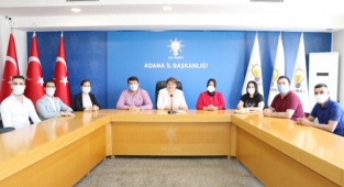 AK Parti’de Menderes’i andılar