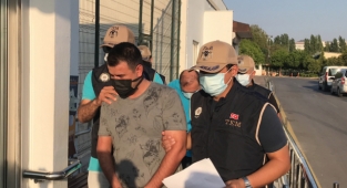 3 ilde FETÖ/PDY'ye yönelik operasyonda 10 şüpheli yakalandı