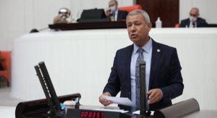 Sümer: Kalabalık sınıflar hastalığa davetiye gibi
