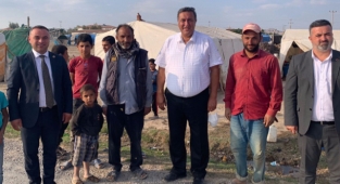 Tarım işçileri zor şartlarda yaşıyor