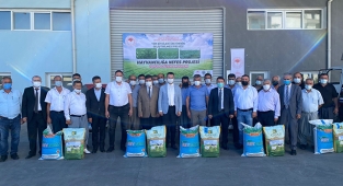 Üreticilere yem bitkisi tohumu dağıtıldı