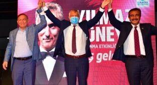 Yılmaz Güney’e görkemli anma