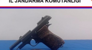 Adana'da ruhsatsız silah taşıyan kişi yakalandı