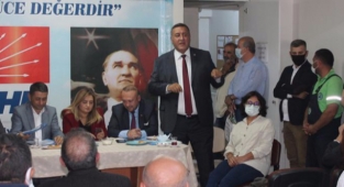 “AKP emekçinin haklarını sömürüyor”