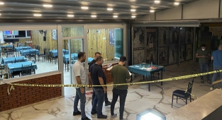 Emekli polis memuru tartıştığı 2 kişiyi öldürdü