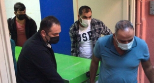 Eşlerin bıçaklı kavgasında kadın yaralandı, kocası öldü