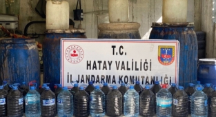 Hatay'da 800 litre kaçak içki ele geçirildi