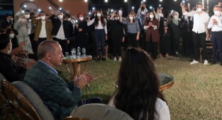 İsmet Atlı Karakucak Güreşleri’nin açılışında konuşan Karalar: