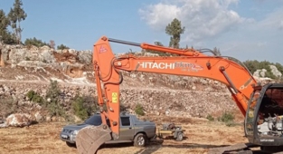 Kaçak kazı yapan 3 kişi gözaltına alındı