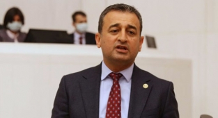 Kozan’a yeni adliye binası yapılmalı