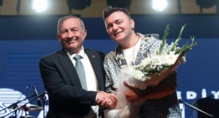 Muhtarlarımız istiyor biz yapıyoruz”