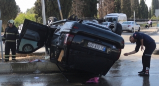 Otomobille çarpışıp alev alan cipin sürücüsü yaralandı