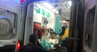 Adana'da bıçaklı kavgada bir kişi yaralandı