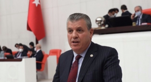 Çiftçinin hakkını gasp ediyorlar