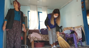 Gönüllü gençler