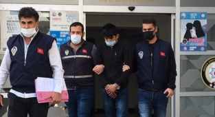 İki kişinin cep telefonlarını gasbeden zanlı tutuklandı