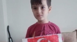Krakerin yüzünden yaşamını yitirdi