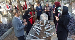 Öğretmenlerden vefat eden meslektaşlarına vefa