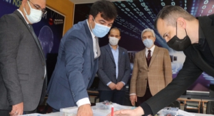 Pozantı ilçesinde TÜBİTAK 4006 Bilim Fuarı açıldı