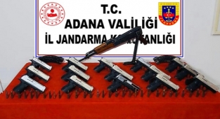 Silah deposu gibi araç