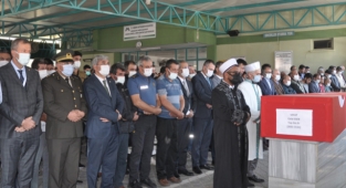 Sözleşmeli er Esen'in cenazesi Mersin'de toprağa verildi
