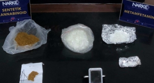 Uyuşturucu sattığı iddia edilen kadın tutuklandı