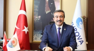 Yaktığı ışık yolumuzu aydınlatıyor