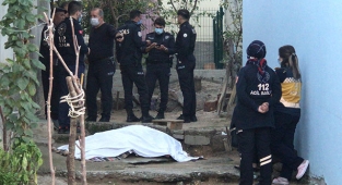 Yalnız yaşayan kadın evinde ölü bulundu