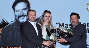 Yazar İzgören Adanalılar la buluştu