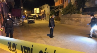 Adana'da silahlı kavgada 3 kişi yaralandı