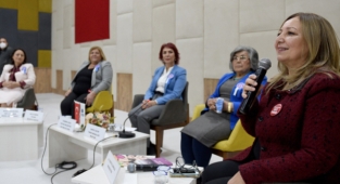 “KADINLAR RAKİP DEĞİL EKİP OLMALI”