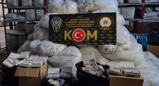 Makaron ve kaçak sigara ele geçirildi