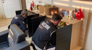 Mersin'de tefecilik operasyonunda 8 zanlı yakalandı
