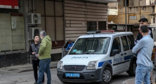 Silahlı kavgada olayla ilgisi olmayan kişi yaralandı