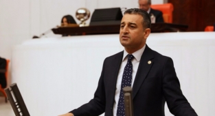 ‘’Susmayacağız”