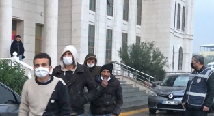 Yurda kaçak giren 8 yabancı uyruklu yakalandı