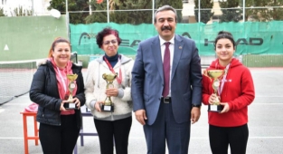 5 OCAK KUPASI ÖDÜLLERİ DAĞITILDI