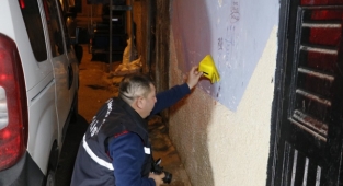 Adana'da bir kişi bıçakla ağır yaralandı