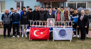 Başkan Akay şampiyonlarla buluştu